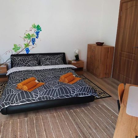 Дом За Гости Осогово Apartment Kyustendil Exterior photo